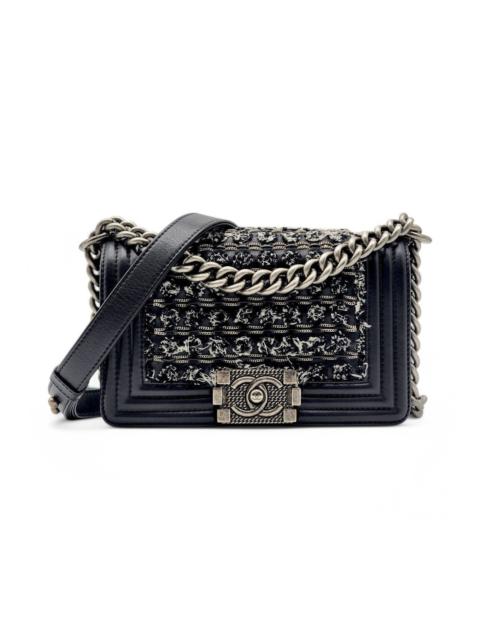 CHANEL Small Boy Flap Bag - Tweed and Leather - Black