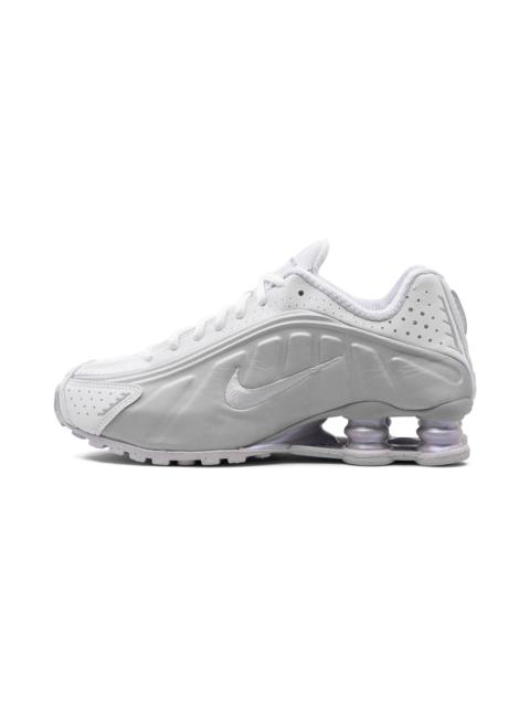 Nike Shox R4 WMNS "White Metallic Platinum"