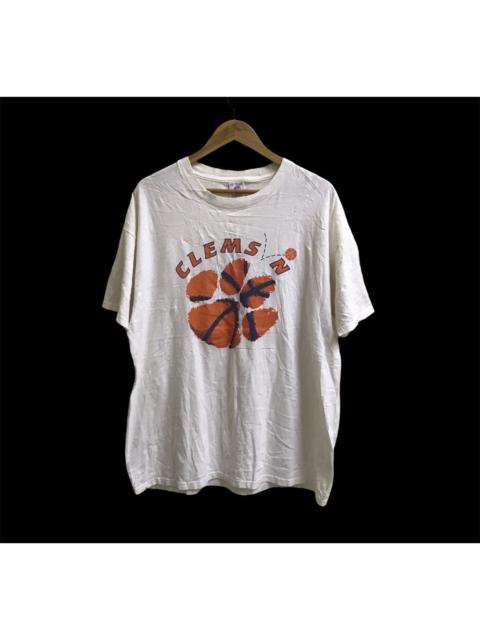 Other Designers Vintage 90s Delta tshirt