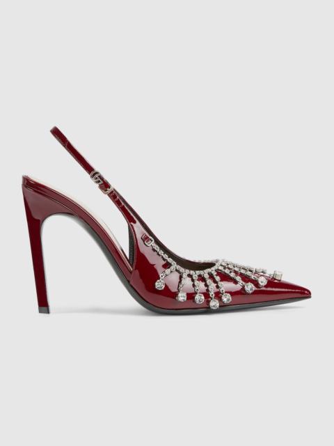 Women's pump with crystal chain