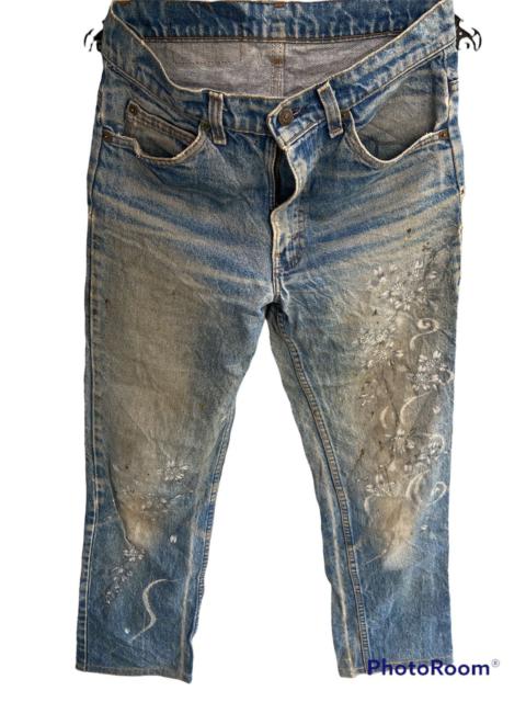 Levi's Distressed levis flower denim