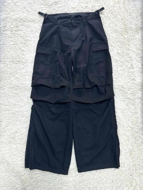 BALENCIAGA Balenciaga FW22 Pulled Baggy Cargo Pants