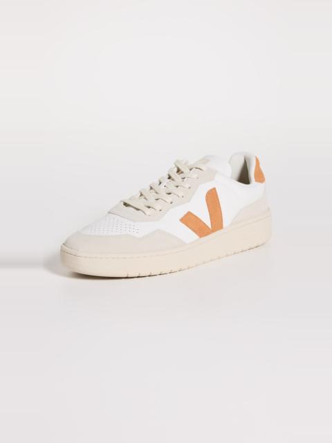 VEJA V-90 Sneakers