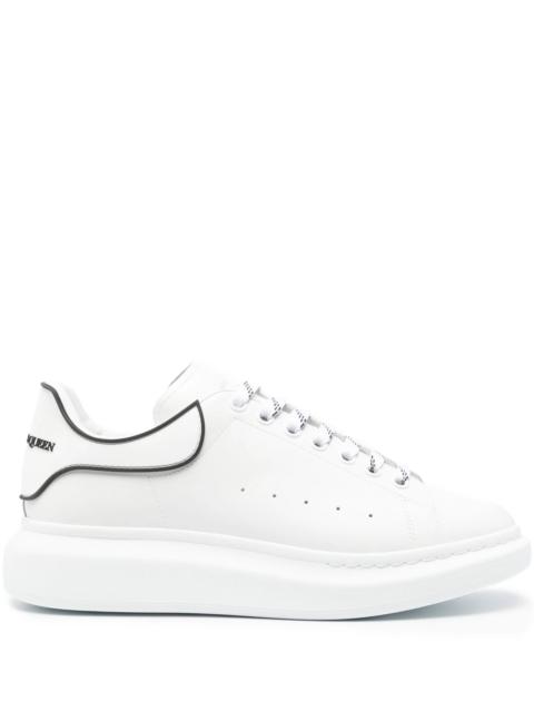 Alexander McQueen Alexander Mcqueen NEW TECH CALFTPU HEEL COUNTER CHUNKY SOLE SNEAKER WHT BLK O