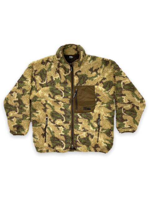 Other Designers Japanese Brand - First Down Camo Sherpa Fleece Jacket
