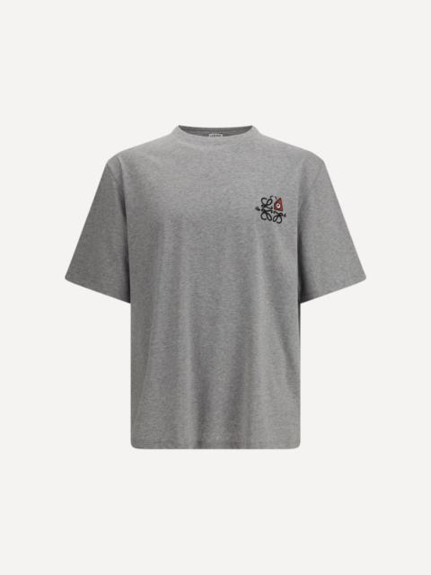 Loewe Anagram Chest Embroidery T-Shirt with a triangle motif with a single-eye design