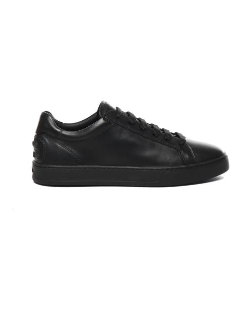 LACED SNEAKERS