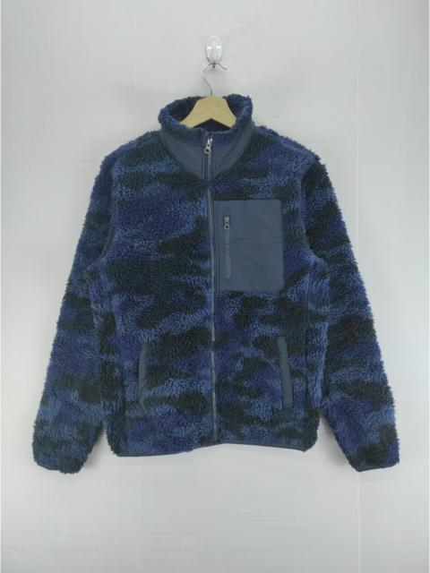 Other Designers Uniqlo - Uniqlo Sherpa Camo Blue Black Jacket