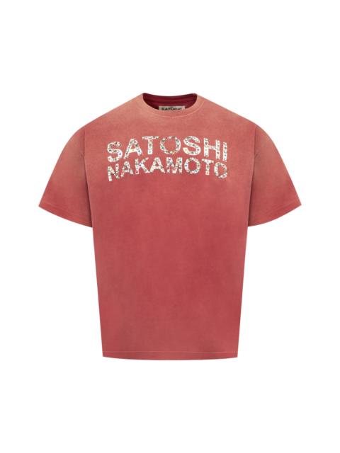 SATOSHI NAKAMOTO PEARL STUDDED LOGO TEE