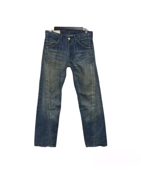 Levis Red Distressed Engineered Jeans J22174