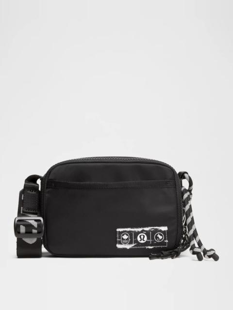 lululemon Team Canada Future Legacy Easy Access Bag 1.5L *COC CPC Logo