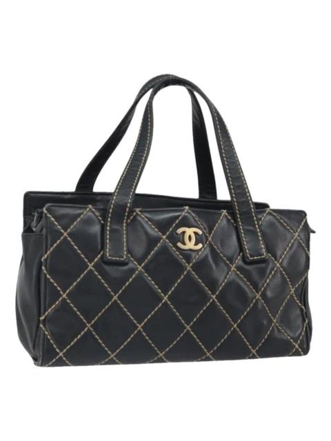 CHANEL Leather handbag