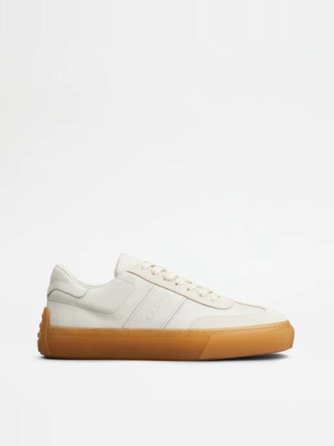 Tod's TOD'S SNEAKERS IN LEATHER - WHITE