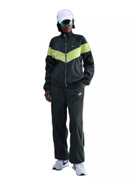 Nike Women's Sportswear Windrunner Woven Pants - Green