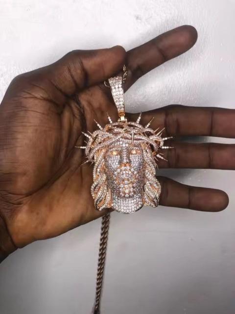 Other Designers Other - Rose gold Iced Out Ratten Jesus Necklace Pendant 50cm Chain