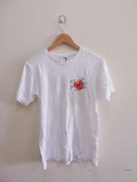 Other Designers Uniqlo - Uniqlo Kaws Sesame Street t-shirt