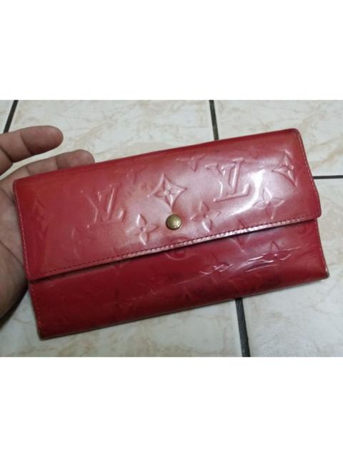 Louis Vuitton (OG) LOUIS VUITTON VERNIS LEATHER CHERRY RED LONG WALLET