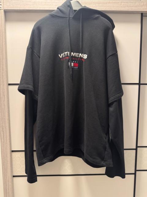 VETEMENTS Vetements Tommy Hilfiger two-piece hooded sweatshirt