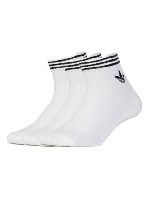 adidas adidas originals Unisex Logo Printing Sports Socks 3 Packs White EE1152