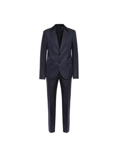 single-breasted suit