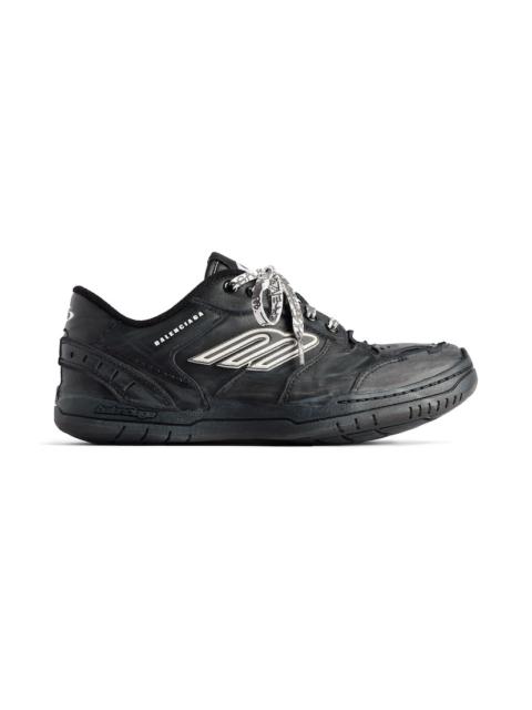 BALENCIAGA Women's Hamptons Worn-out Sneaker in Black