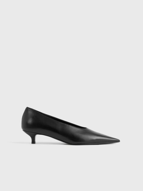TOTEME Sharp nappa kitten pumps black