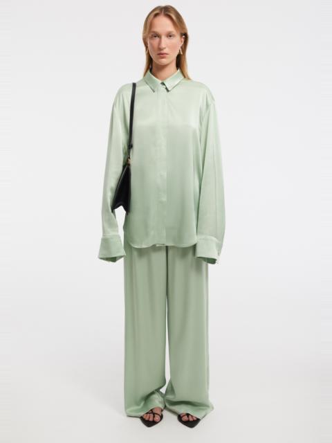 AERON STALLION
Oversized shirt
