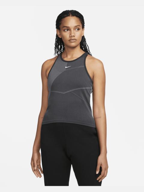 Nike Nike Women's Dri-FIT ADV Aura Slim-Fit Training Tank Top
