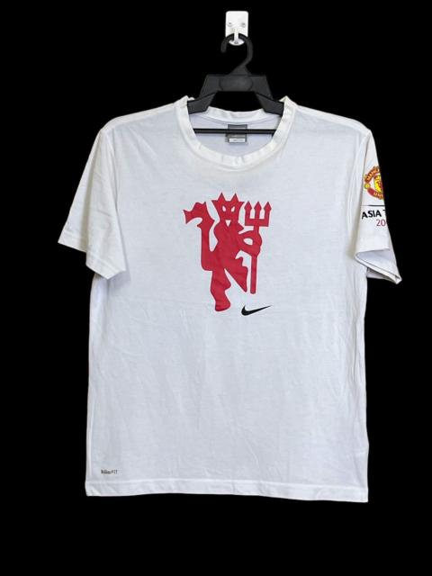 Nike VINTAGE Y2K NIKE MANCHESTER UNITED ASIA TOUR 2009 T SHIRT