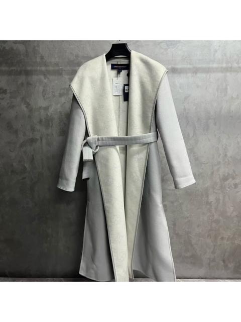 Louis Vuitton Louis Vuitton Grey Belted Long-Sleeve Hooded Coat