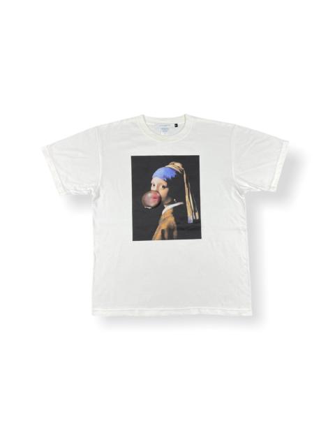 Other Designers Art - Girl With A Pink Bubble Gallis Addiction T-shirt