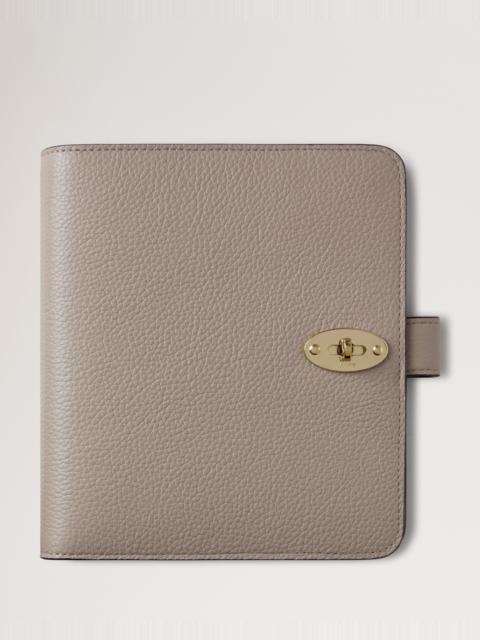 Mulberry Postman's Lock Agenda
Cashmere Taupe Small Classic Grain