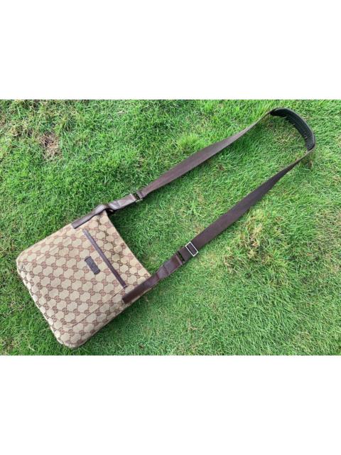 GUCCI Authentic Gucci GG Supreme Canvas Crossbody Bag