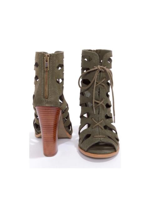 Other Designers Mia Ira Olive Suede Lace-Up Gladiator Sandals