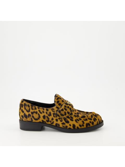 Mocassins en velours léopard