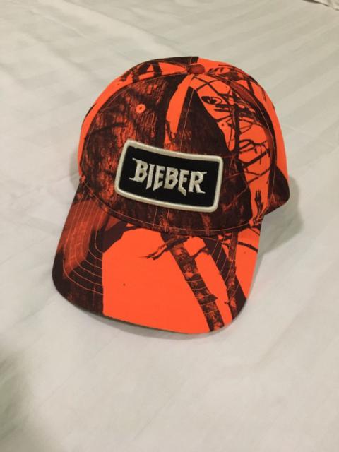 Other Designers Mossy Oaks - Justin Bieber embroidered patch logo real tree hat