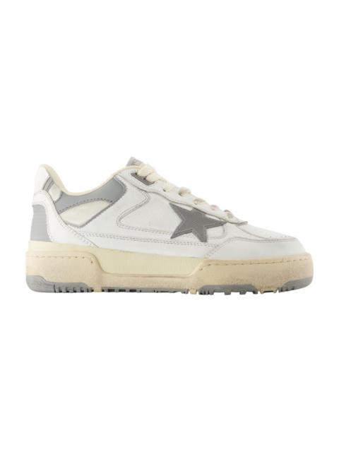 Golden Goose Golden Goose Forty Two Sneakers