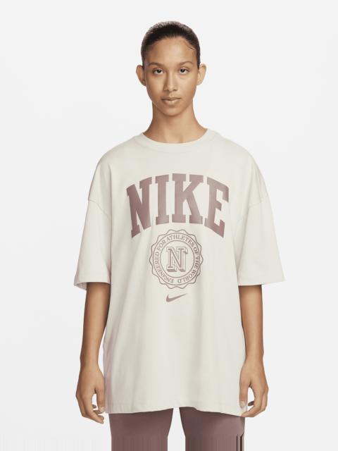Nike Women's Nike Sportswear Essentials T-Shirt