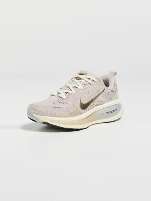 Nike Vomero 18 SE Sneakers