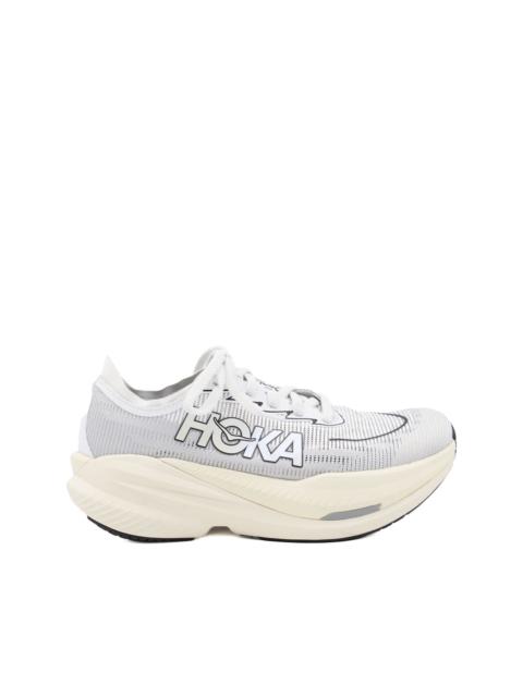 One sneakers