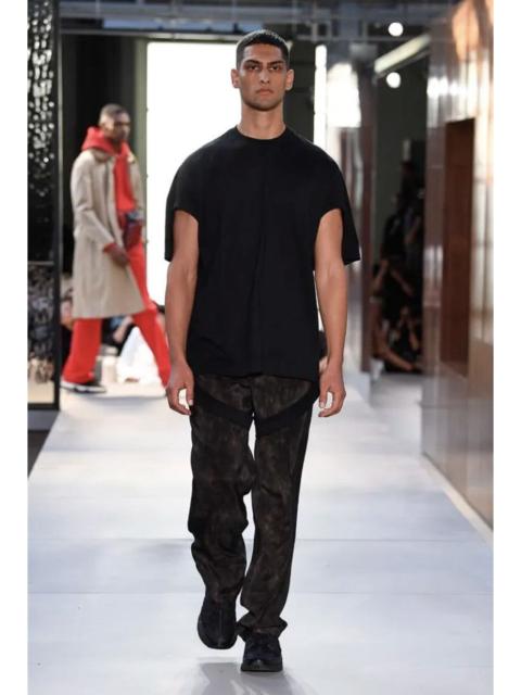 Burberry SS19 Runway Bondage Oversize T Shirt