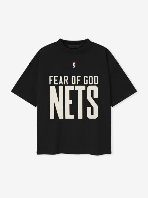 ESSENTIALS Nets 90's Tee