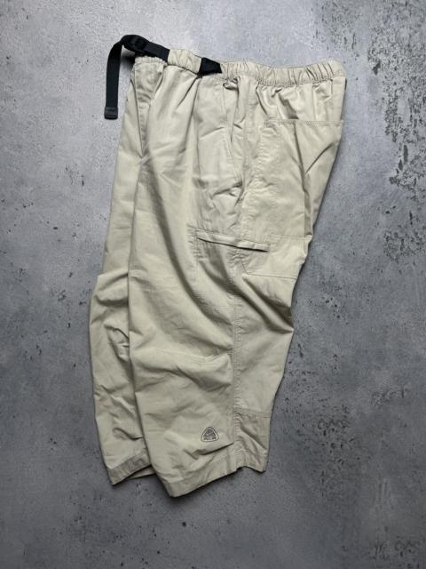 Nike ACG Vintage Gorpcore Nike ACG multi pocket cargo breeches shorts