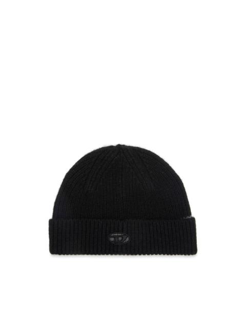 ribbed-knit beanie