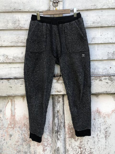 Other Designers 3rd BY VANQUISH DEEP PILE FLEECE JOGGER PANT
