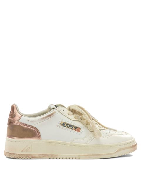 AUTRY Autry Medalist Low Super Vintage Low Top Sneakers