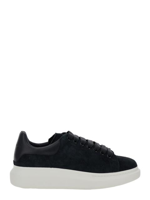 Alexander McQueen Alexander Mcqueen Men Black Low-Top Sneakers With Chunky Sole In Suede Man