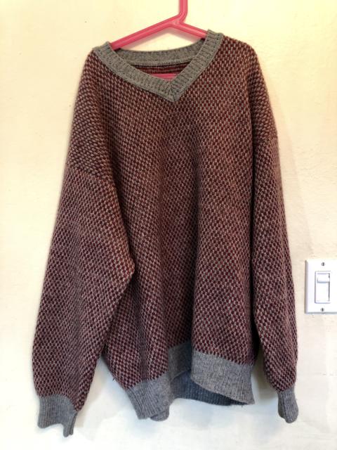 Other Designers Streetwear - Vintage Red and Grey Wool Sweater