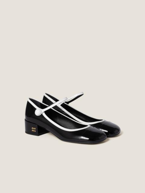 Two-tone patent leather Mary Jane pumps