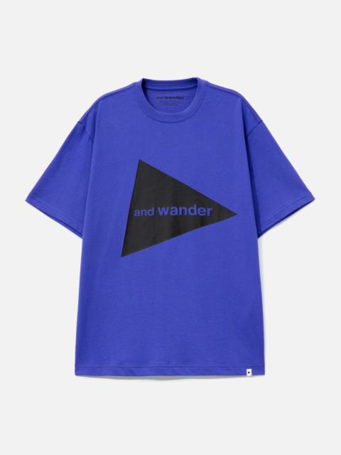 and Wander AND WANDER BIG LOGO SHORT SLEEVES T-SHIRT